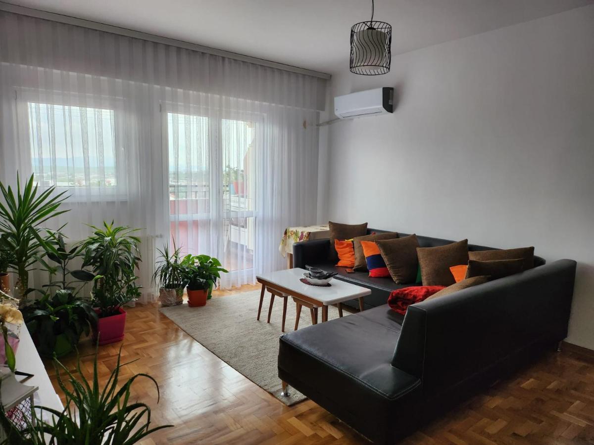 One Bedroom Apartment - Close The City Center! Prishtina Pristina Extérieur photo